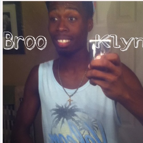 Von-Von-Da-Don is my name sex is my game.fun is my nick name love is for lames.disrespect Sk8ape ill blow out your brains#