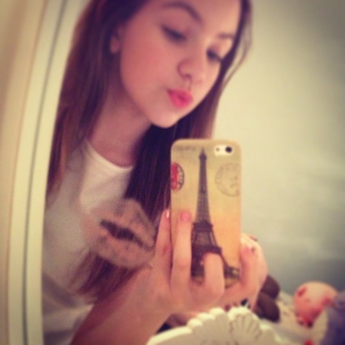 boi boi boi, boi da cara preta sou fa da moreninha, mais perfeiita do planeta. ! ❥