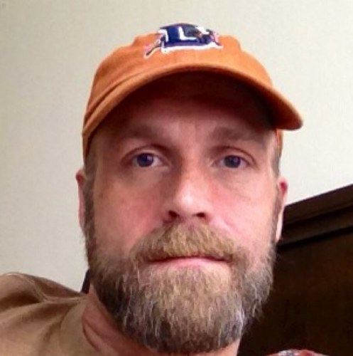 Independent; Freedom of Speech works both ways; Being gay is awesome; as my background pic infers, I am the second cumming! 🤣
