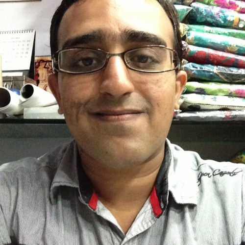 Commerce & Law Graduate, MITHIBAI COLLEGE,Mumbai University. Former GADA COLLECTION'S Administrator. Practicing Advocate.