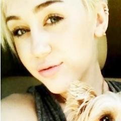 Miley is the smoke to my high; currently enjoy being a Journalist & Author at school