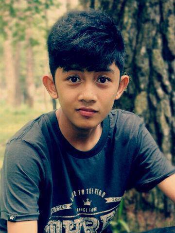 my name is Stevan Yesaya \\(´▽`)/ 16 Agustus \\(´▽`)/ study at ITB,IT \\(´▽`)/ love God , my Family \\(´▽`)/