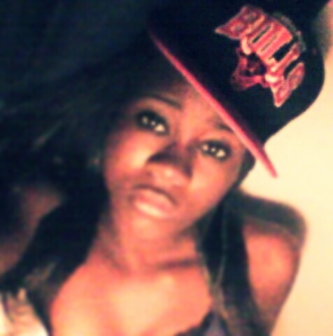 dymond_young's profile picture. Yup.. I'm Dymond (or Dee) :3 I have a YouTube addiction x) that's all you need to know creepers :P my channel is DeeKay Young SUBSCRIBE :)