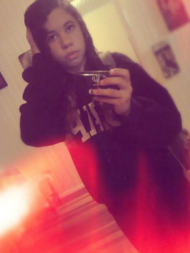 A Priiincesinha que não Nasceeu

 Para ficar preza no casteelo, Maaiss Sim para

 Enfrentar A realidade Com a Cabeça Eguiida ~ ♥

Me segue amores!