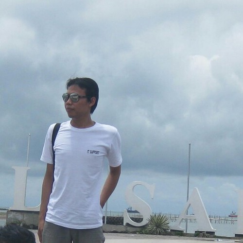 ShevaCullen's profile picture. just simple and wanna make you happy