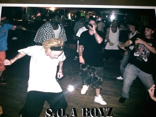 Hip~Hop musicians raised in Atlanta Ga moved down south to Griffin Ga. On the rise recording albums an mixtapes. Giving the streets the hottest music known yet.