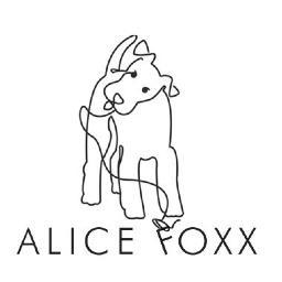 @AliceFoxxDogs