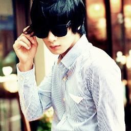 ก็แค่ไบโอ อยากรู้จัก ก็ทักกูดิ..
