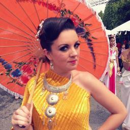 Cornish maid living and working in Thailand.  https://t.co/T6pQEuVuGX

http://t.co/IDASkLC1uL