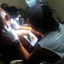 1000ton Tattoo Studio Chitre - Arte Profesional-           Tel: 6537-6588