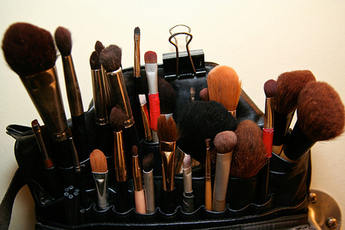 ¡Hola princesas! Bueno pues nada, aquí os iré dejando conjuntos, peinados, y looks de maquillaje que os puedan gustar :3