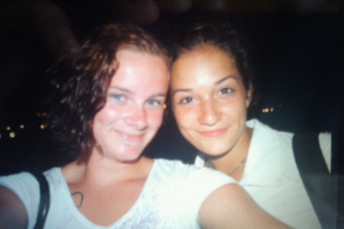 Esz1993's profile picture. 