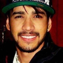 Te amoo tanto..GL♥ @gusttavo_lima
       @FrontJR seguiu 14/07/13 *-*                    http://t.co/RHic3LyiT4