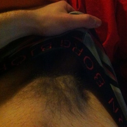 Gay zuigsletje! 28jr zuigt graag lekkere pikken tot 35 jaar! - Kik me: zaadslikker27
