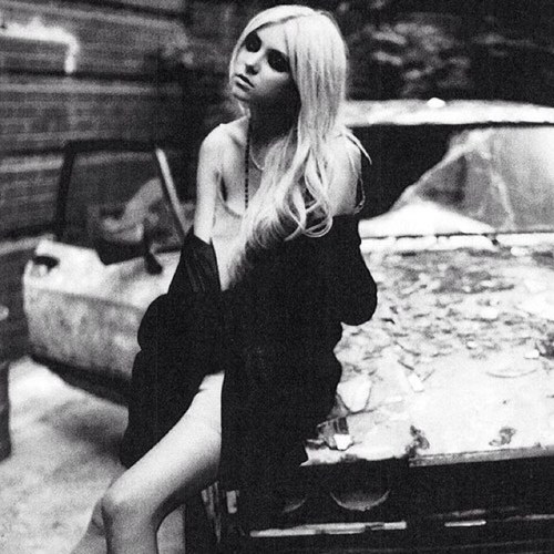 ♡ breathing just passes the time ♡