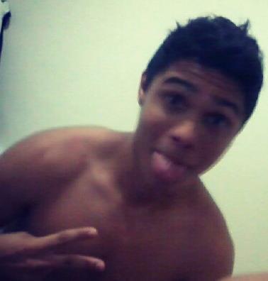 E que nunca nos falte a ESPERANÇA de dias melhores ✌