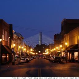 Business/District 205 reporter @ The Register-Mail