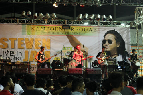 http://t.co/xS6FGZlWdA  http://t.co/V44hS6a1Y3  reggae music,cp heru 085345024101.PIN 297A20C1