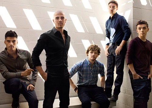 two girls that LOVE LOVE LOVE The Wanted :)