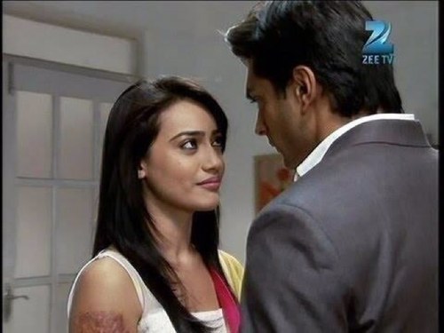 Big Fan Of KSG And Surbhi.Follow Me I'll Follow U Bak Garantee!!