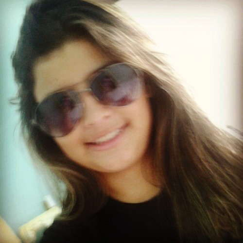 Sou Feliz :-) .. Pq louvo A Deus