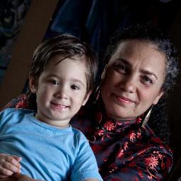El arte sacro es mi pasión, pintar para Dios es una bendición. Madre, motivadora y amante de la vida.
