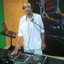 Co Host of the MixShow/ DJ/ Rap Artist (Frekzanatcha)
http://t.co/ll0NznfC
Mix Show airs every Friday from 6-7pm Central Time
WBFA 98.3 12 o'clock lunch mix