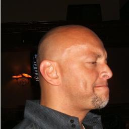 Weightlifting former Radio DJ turned Computer Jock