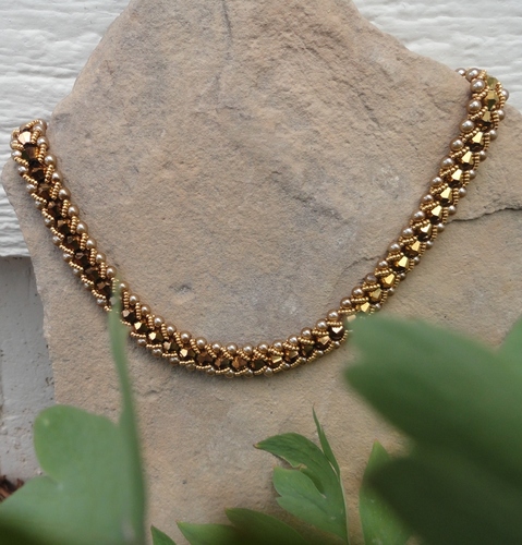 Wife, mom, grandma, jewelry maker and designer.