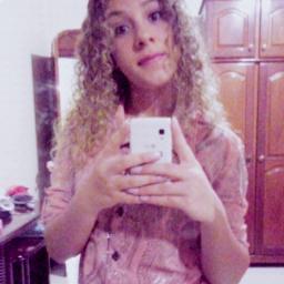 Você não me conhece, então não saia falando o que não sabe  :D 
 #https://www.facebook.com/karem.carvalho.33