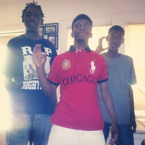 Dont Depend On Nobody Youu Wanna Come Up Wot Some Bands Find Some Cool Loyal Niggas & Yall Come Up Wit A Plan #FreeRayshawn&Jimmie #R.i.P Tony