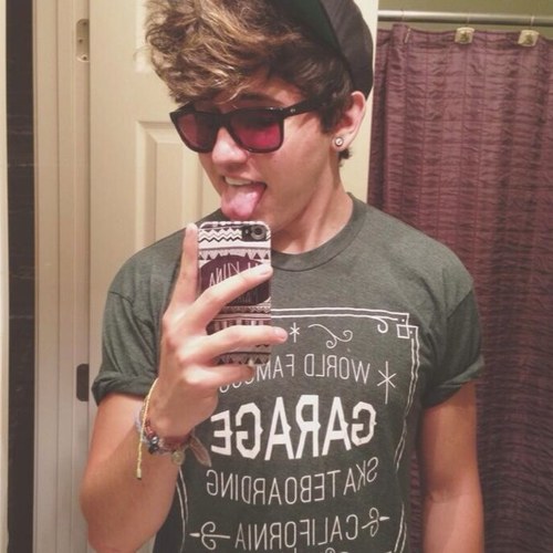 Jc follow me? ☁