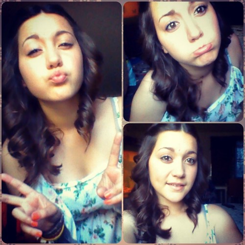 ·The names Stefanie · 16 yrs old ·	Uni-fucking-corns! ·	92696 (; ·	Livin the single life ;D ·