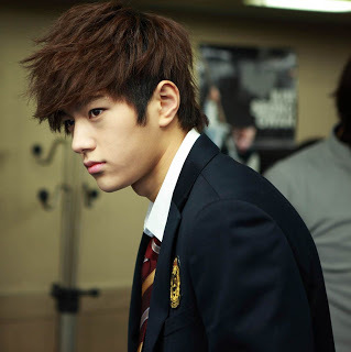 gua punya pesek jelek @ApinkNaeun_AS :* 050713