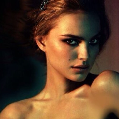 Beloved Mother to #Elena and #Jeremy. ||RP||MC||AU||Human||