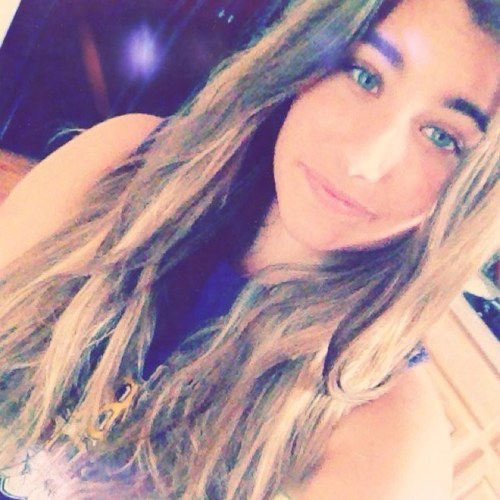 Be who you are and say what you feel, because those who matter, dont mind, and those who mind, dont matter ✨
DM(V) ✌