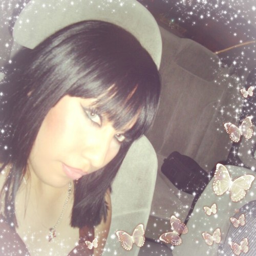 cataleyatrianae's profile picture. 