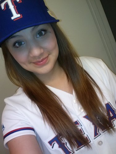 Elviraa_13's profile picture. Pour yourself a drink, put some lipstick on, and pull yourself together.