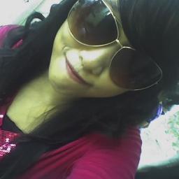 ILOVEYOU 3 so follow me :) and ill follow you too :*