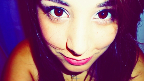 O dia mais feliz foi quando eu te conheci, você surgiu como um anjo no vento, e me fez flutuar,voar entre as nuvens,eu chorava de amor feliz ♪ @HugoCovre s2'