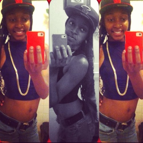#TeamiPhone #TeamOneDeep #TeamFckYoFeelings ! 
Follow Me & iMight Follow Back !