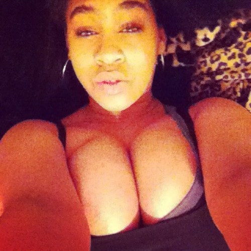 Kendrick lamar .757.grassfield.add me. Im kinda cute.