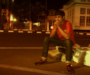 harrisjenker's profile picture. Ketika kalian masih berpikir. Aku sudah bertindak.