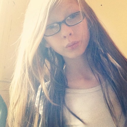 Hey I'm Lexi R.I.P. grandma Miss you lots❤️ Single Pretty Chill Instagram: chill.lexi