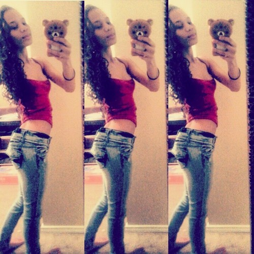 ExoticEyes12's profile picture. #Teamskinnychicks #Teamgreeneyes #Teammariah :)