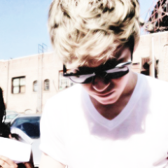 Cuenta dedicada a ___ y a @NiallOfficial .Exclusivas ,hechos,entrevistas...y más. Enjoy it.