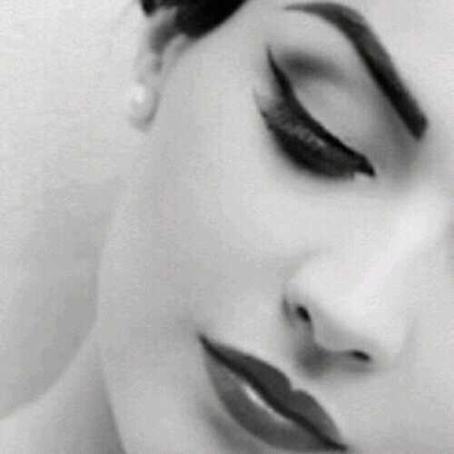 a_hairah's profile picture. 