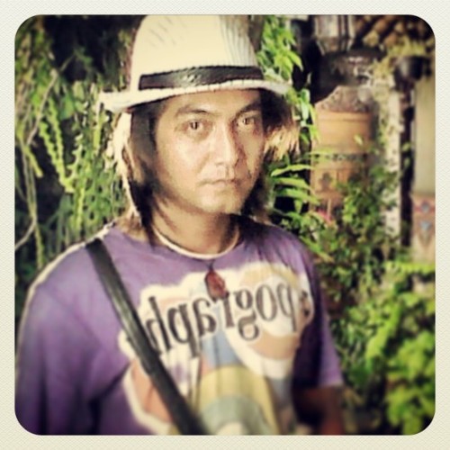 Film Art Director
http://t.co/urTzIlUmIF…
 | 
http://t.co/YrX5CszwvJ | 
085781779777 | 02193899777 |