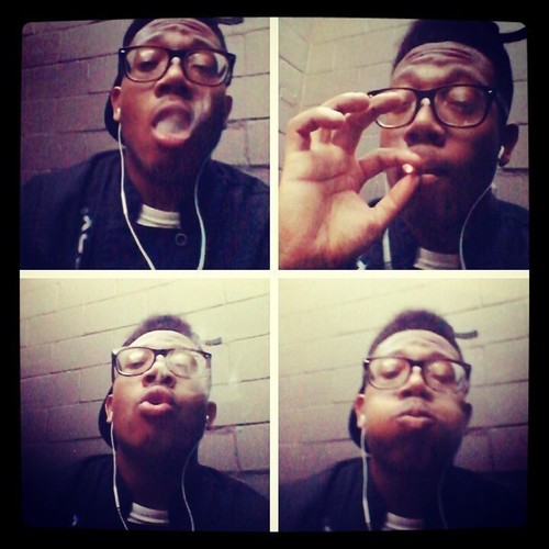 My Ace @BriGottiii | My Bestieee @Just_A Follow Her| MotownRaised  | FootballIsLifee | Grinding To Any Means 