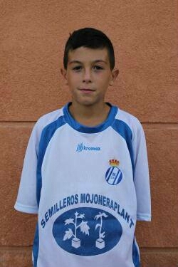 Juego en la Mojonera infantil y ex jugador del Poliejido